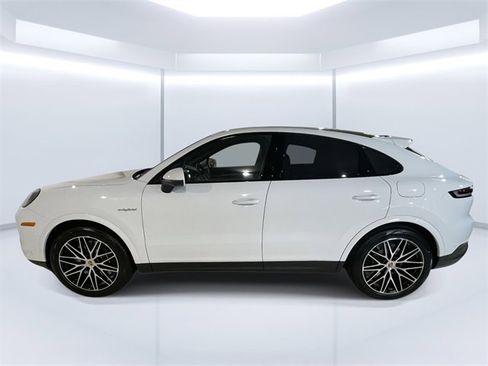 New 2026 Porsche Cayenne E-Hybrid Coupe image 2
