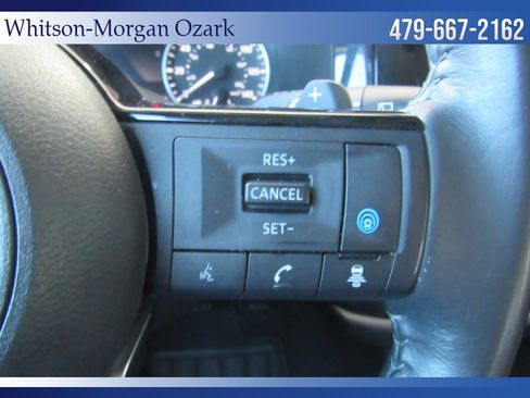 Used 2022 Nissan Pathfinder SV FWD image 40