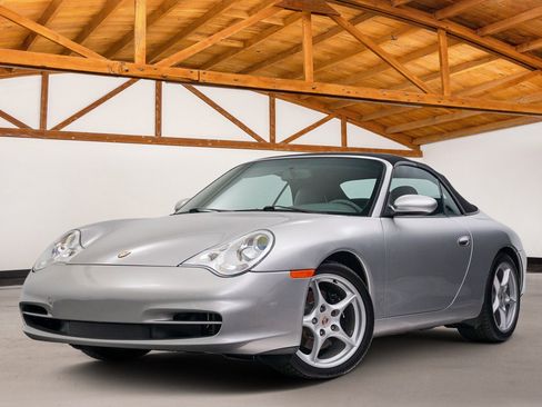 Used 2003 Porsche 911 Cabriolet image 2