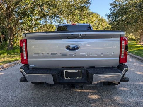 Used 2023 Ford F350 Lariat w/ Lariat Ultimate Package image 7