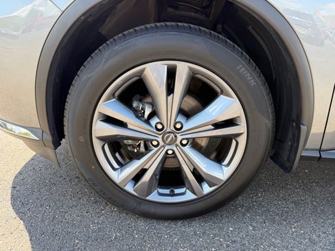 Used 2024 Nissan Murano Platinum AWD/4WD image 40