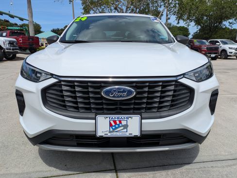 Certified 2024 Ford Escape Active FWD image 8