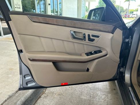 Used 2012 Mercedes-Benz E 350 Sedan image 36