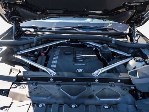 Used 2023 BMW X5 xDrive40i w/ M Sport Package image 39