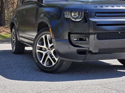 Used 2020 Land Rover Defender 110 HSE image 12