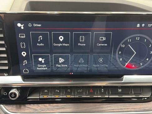 Used 2025 GMC Sierra 1500 SLT AWD/4WD image 21