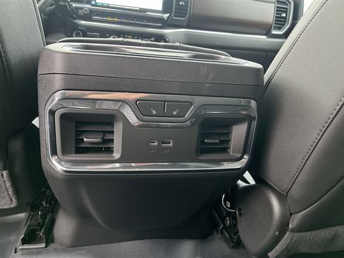 Used 2025 Chevrolet Silverado 3500 High Country AWD/4WD image 26