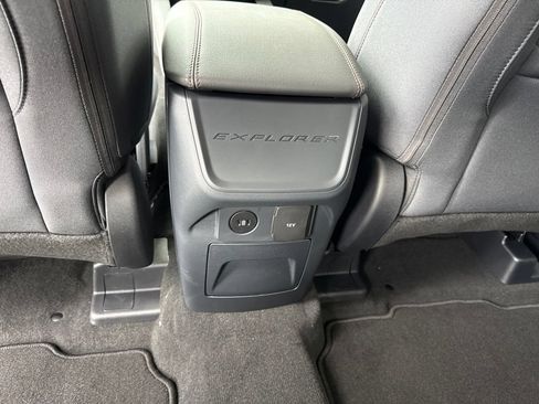 New 2026 Ford Explorer Active AWD/4WD image 24