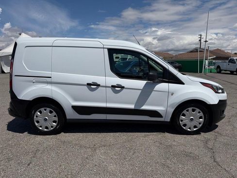 Used 2022 Ford Transit Connect XL FWD image 4