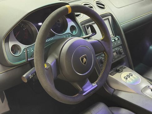 Used 2006 Lamborghini Gallardo SE Coupe 2D image 16