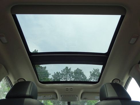Used 2019 Nissan Murano AWD SL w/ Moonroof Package image 3