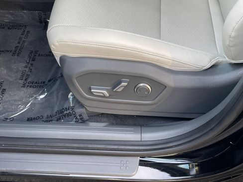 Used 2025 Hyundai Santa Fe SEL image 24