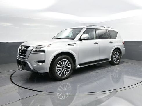 Used 2023 Nissan Armada SL image 4
