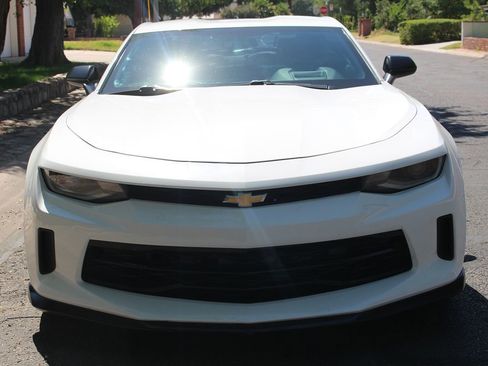 Used 2017 Chevrolet Camaro LT RWD image 37