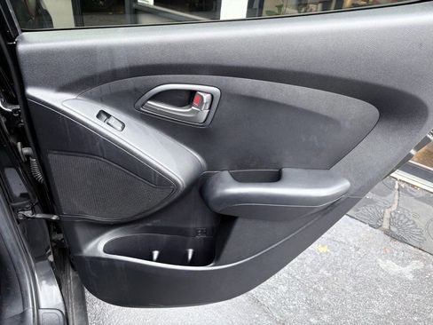 Used 2015 Hyundai Tucson GLS w/ Option Group 02 image 17