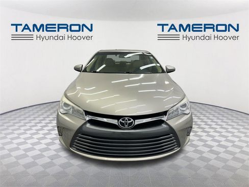 Used 2017 Toyota Camry XLE image 8
