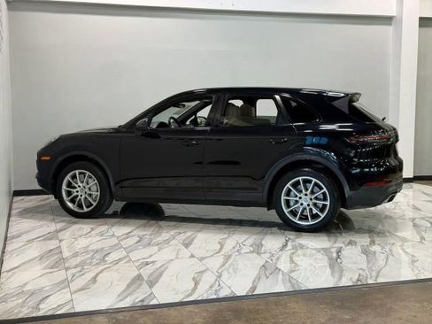 Used 2019 Porsche Cayenne AWD/4WD image 9