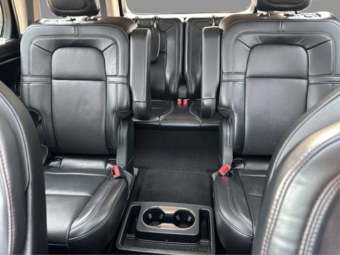Used 2020 Lincoln Aviator Reserve w/ Equipment Group 202A AWD/4WD image 53