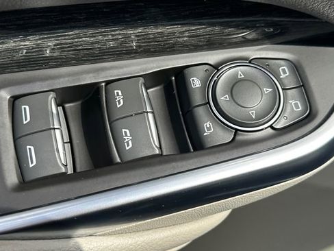 Used 2023 Cadillac XT4 Premium Luxury AWD/4WD image 31