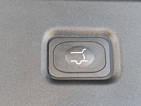 New 2026 Ford Expedition Active image 24