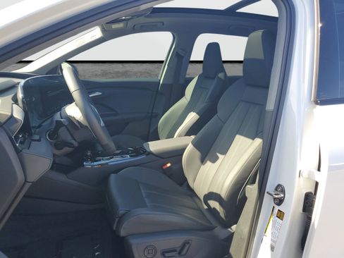 Used 2025 Audi Q6 e-tron Premium Plus w/ Premium Plus RWD image 18