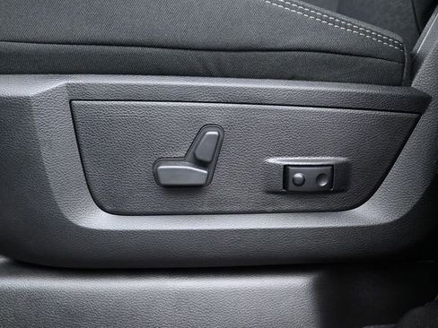 New 2026 RAM 2500 Big Horn AWD/4WD image 14