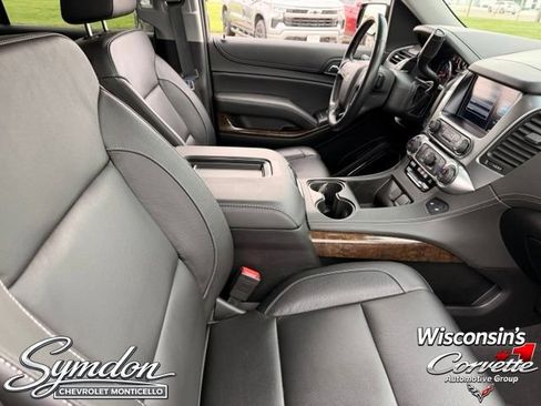 Used 2019 Chevrolet Tahoe LT w/ Luxury Package AWD/4WD image 25