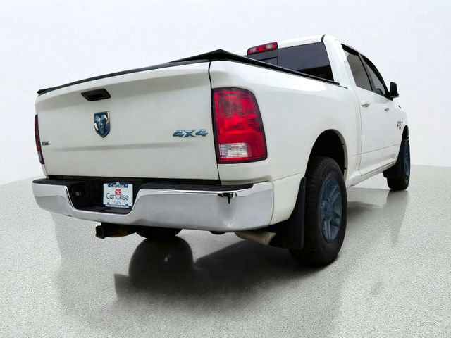 Used 2019 RAM 1500 Classic SLT AWD/4WD image 2