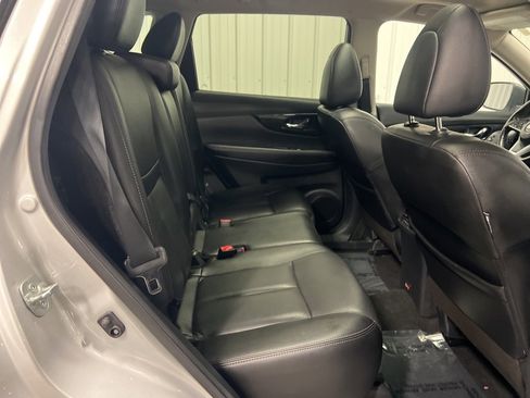 Used 2020 Nissan Rogue SL w/ Premium Package image 10