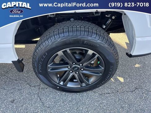 Certified 2022 Ford F150 XLT w/ Equipment Group 302A High image 13