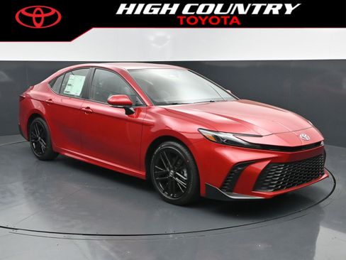 New 2026 Toyota Camry SE FWD image 7