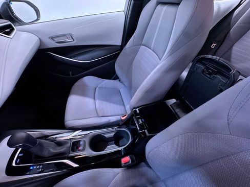 Used 2022 Toyota Corolla SE FWD image 29