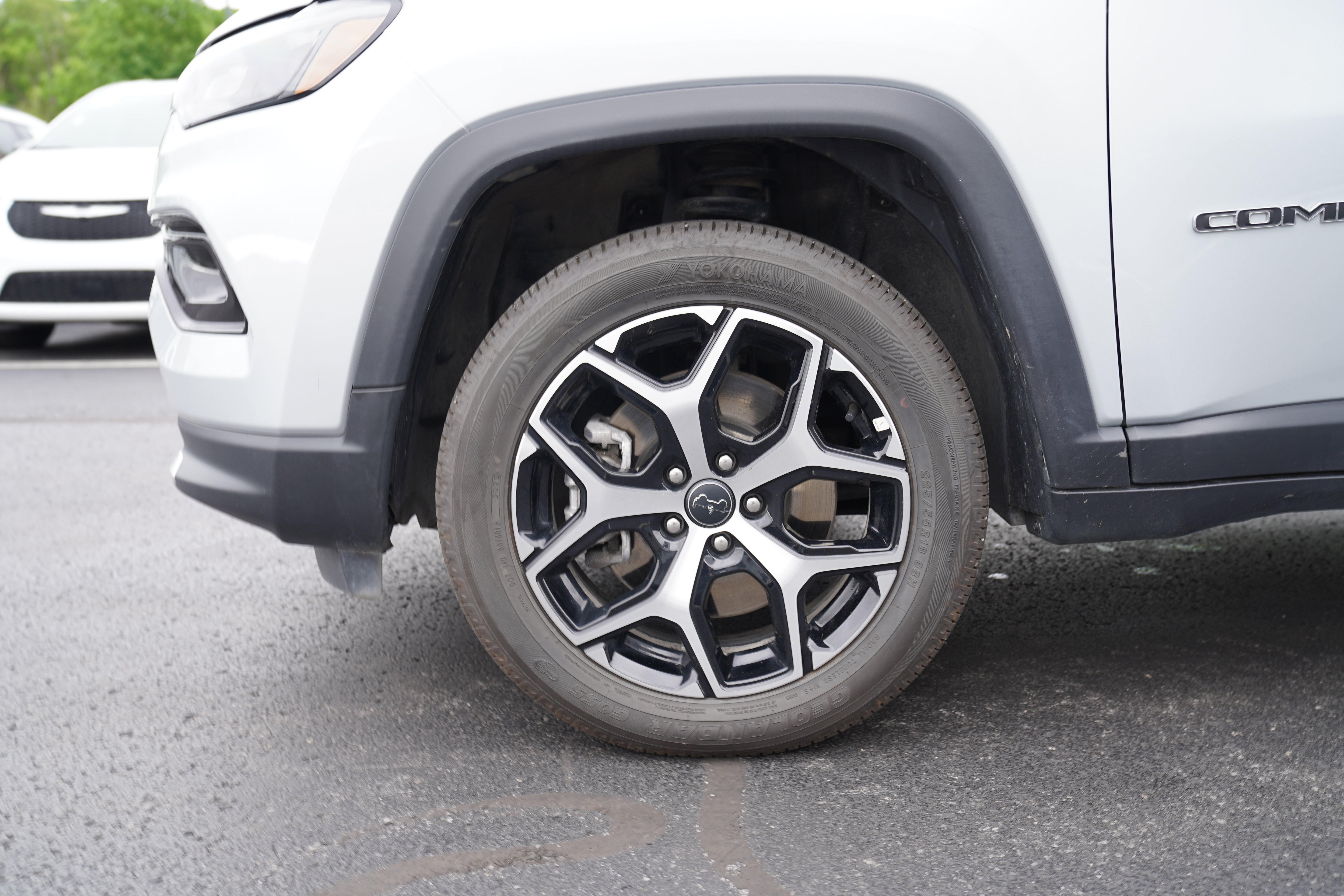 Used 2026 Jeep Compass Limited AWD/4WD image 14