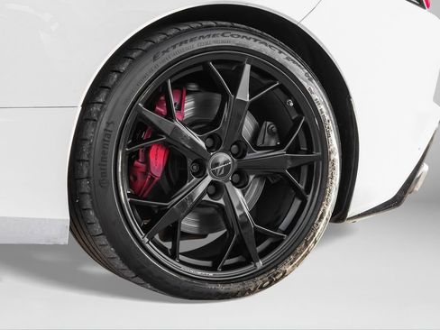 Used 2022 Chevrolet Corvette Stingray Premium Conv w/ Z51 Performance Package image 62