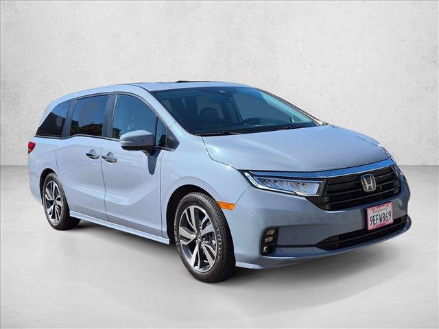 Used 2023 Honda Odyssey Touring image 3