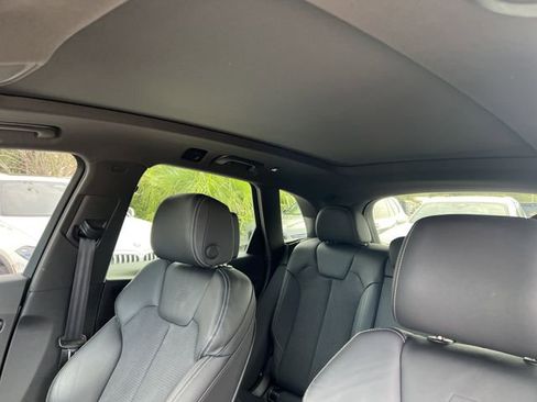 Used 2022 Audi SQ5 Premium Plus image 21