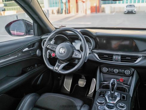 Used 2020 Alfa Romeo Stelvio Quadrifoglio image 60
