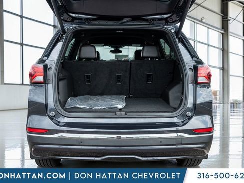 Used 2022 Chevrolet Equinox RS FWD image 30