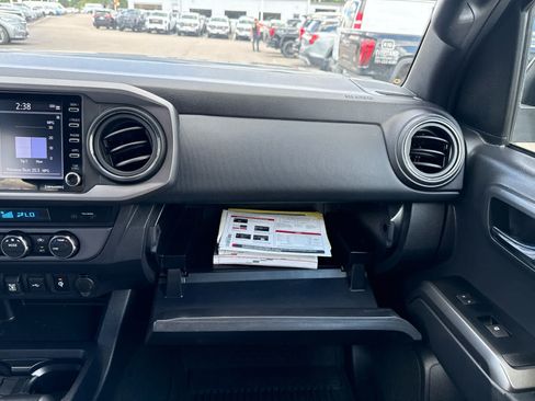 Used 2023 Toyota Tacoma TRD Off-Road AWD/4WD image 20