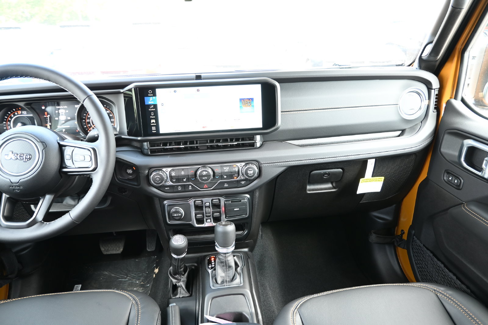 New 2026 Jeep Gladiator Sport AWD/4WD image 26