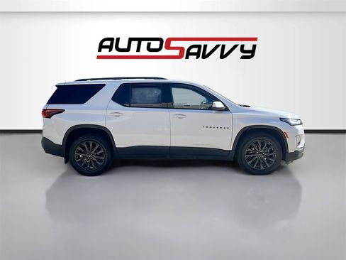 Used 2022 Chevrolet Traverse RS image 8