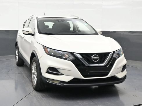 Used 2021 Nissan Rogue Sport SV FWD image 7