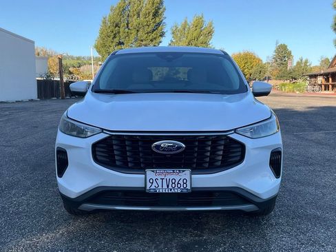 Used 2024 Ford Escape Active w/ Tech Pack #2 image 9