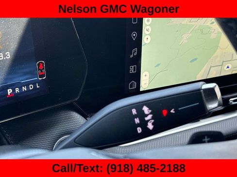 Used 2026 Chevrolet Equinox LT FWD image 29