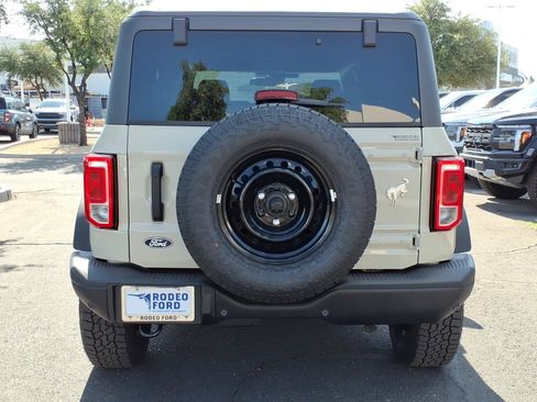 New 2026 Ford Bronco Big Bend w/ Black Diamond Package AWD/4WD image 4