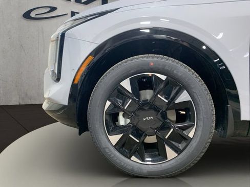 New 2026 Kia Sportage SX AWD/4WD image 21