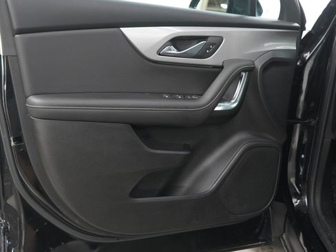 Used 2023 Chevrolet Blazer LT AWD/4WD image 18
