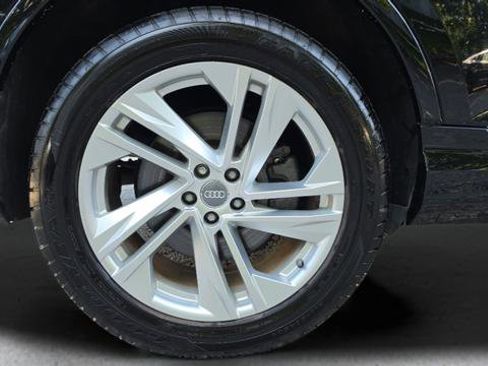 Used 2020 Audi Q7 3.0T Premium Plus AWD/4WD image 49