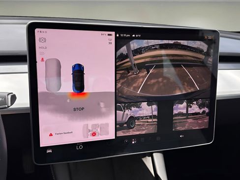Used 2023 Tesla Model 3 Standard Range RWD image 9