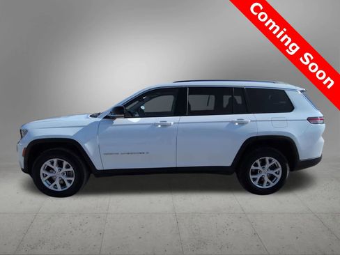 Used 2022 Jeep Grand Cherokee L Limited image 3